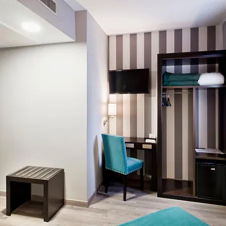 Hotel Zentral Parque 3*